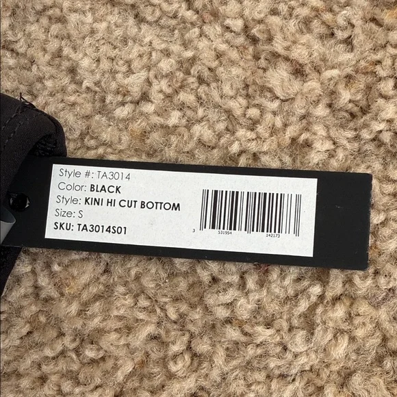 Ta3 Coral and Black Bikini Set - Picture 2 of 4